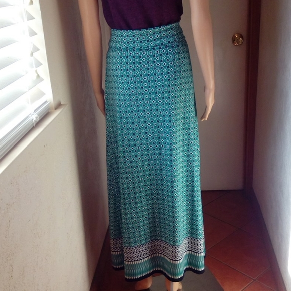 STUDIO M Multicolored Skirt - Picture 6 of 8